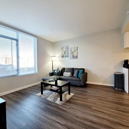 Downtown Luxury Suite Minutes From Everything Baltimore Buitenkant foto