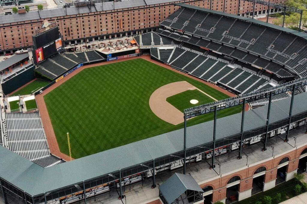 Downtown Luxury Suite Minutes From Everything Baltimore Buitenkant foto